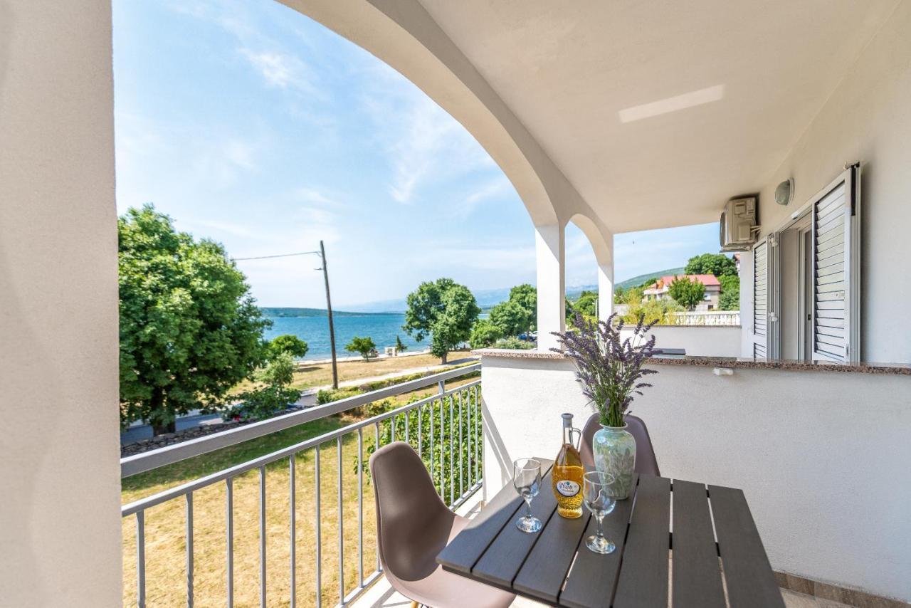 Apartmani Dupor Gornji Karin Exteriör bild