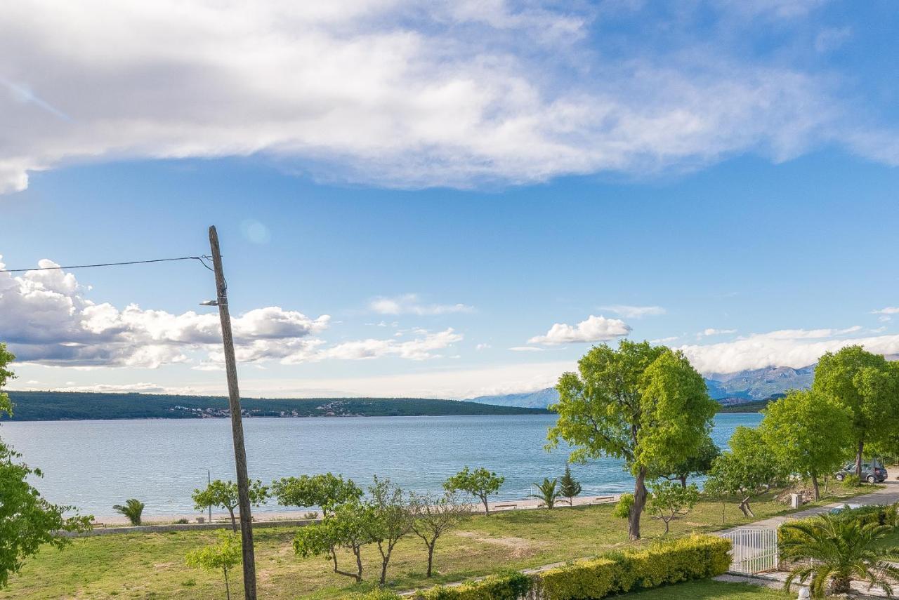Apartmani Dupor Gornji Karin Exteriör bild